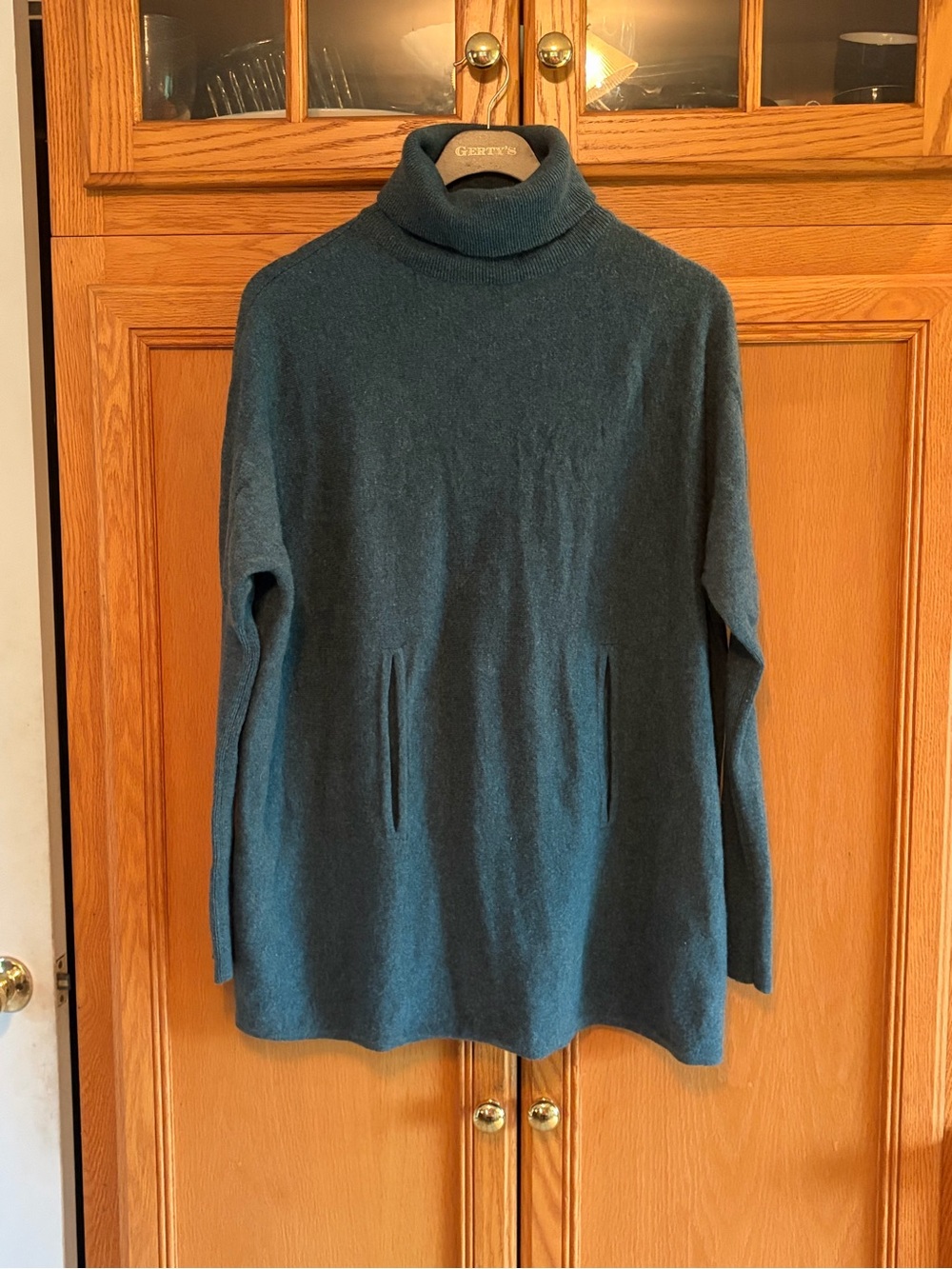 Garnet Hill gray/blue Turtleneck Pocket Sweater Women's size small wool/cashmere